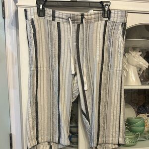 Dash linen shorts